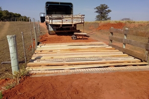 Prefeitura realiza manutenção de Mata-Burros e Estradas Rurais