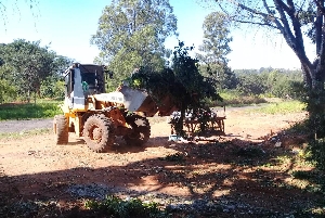 Prefeitura mantém a limpeza das gaiolas ecológicas do município