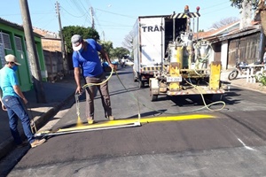 Prefeitura implanta melhorias na rua Alfredo Modelli