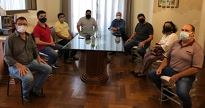 Vereadores se reúnem com prefeito e solicitam flexibilização do comércio