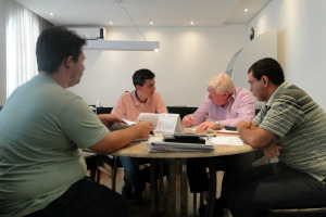 Gaspar entrega creche Cíntia dos Reis;* Praça da Figueira e Centro Comunitário em Fevereiro