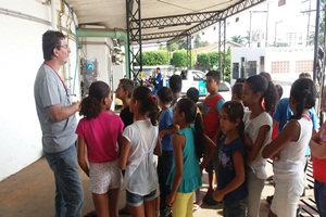 Alunos aprendem sobre importância da água durante visita à Sabesp