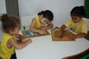 Com início do ano letivo;* escolas municipais retomam projetos pioneiros para alunos da rede