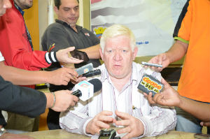 Gaspar anuncia inicio das obras na Tupã x Quatá com recursos da prefeitura