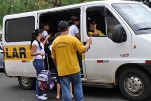 Prefeitura realiza recadastramento de veículos de transporte escolar