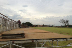 Começa a montagem da estrutura do Tupã Junina Rodeio Festival