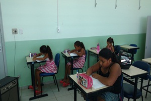 Aulas de curso de inglês iniciam nesta segunda-feira