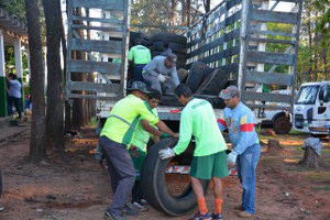 Moradores do Distrito comemoram anuncio de construção da rotatória
