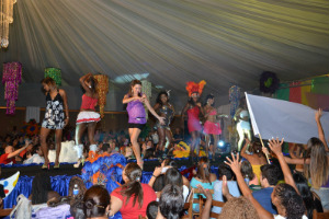 “Quinta com Arte” recebe hoje o concurso da corte carnavalesca