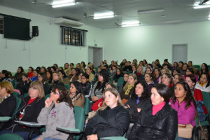 Continuam as matrículas e rematriculas para o curso de inglês