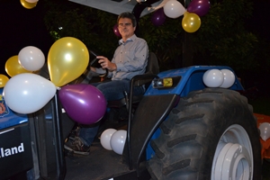 Prefeitura entrega trator para o Distrito de Varpa