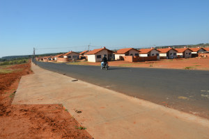 Missa marca entrega da rotatória no Papa João Paulo II e pista de caminhada na Ernesto Coquemala