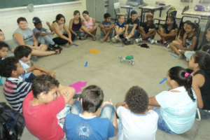 Educação e tecnologia: parceria fundamental a favor do ensino e aprendizagem