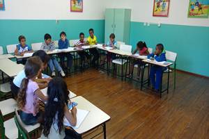 Secretaria de Educação abre inscrições para curso de inglês