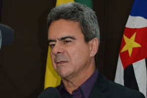 Prefeito esclarece suspensão de projetos para construção de condomínios fechados