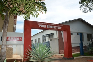 Escola “Paulo Renato Stort” está com inscrições abertas para 4 cursos profissionalizantes