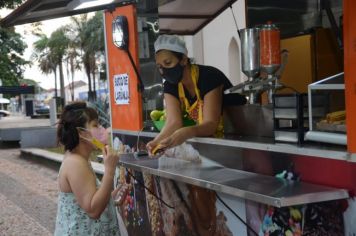 Foto - Feira Criativa: Praça da Bandeira