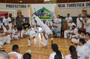 Foto - Festival de Capoeira e Troca de Graduação