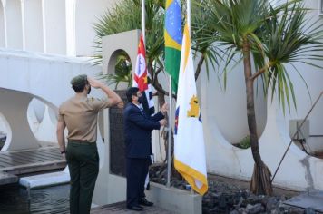 Foto - Hasteamento das bandeira - 92 anos de Tupã