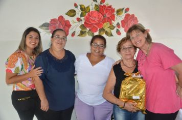 Foto - Bolsa Solidária arrecada mais de 140 bolsas para mulheres em situação vulnerável