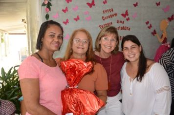 Foto - Bolsa Solidária arrecada mais de 140 bolsas para mulheres em situação vulnerável