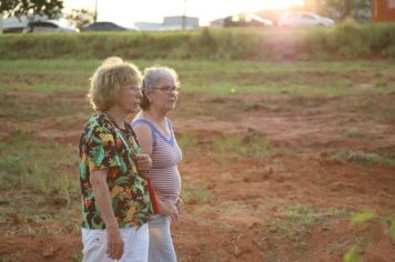 Foto - Pista de caminhada e ciclofaixa