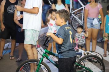 Foto - Pista de caminhada e ciclofaixa