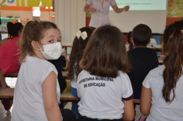 Foto - Alunos participam de atividades para valorização da cultura indígena