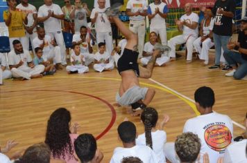 Foto - Festival de Capoeira e Troca de Graduação