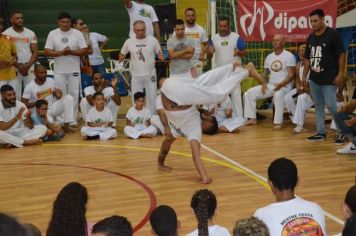 Foto - Festival de Capoeira e Troca de Graduação