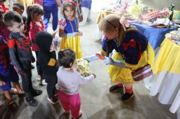 Foto - Aniversário da Boneca Serena - Quinta com Arte especial