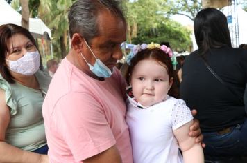 Foto - EmCena Brasil - espetáculo na Praça da Bandeira