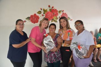 Foto - Bolsa Solidária arrecada mais de 140 bolsas para mulheres em situação vulnerável