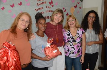 Foto - Bolsa Solidária arrecada mais de 140 bolsas para mulheres em situação vulnerável