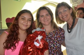 Foto - Bolsa Solidária arrecada mais de 140 bolsas para mulheres em situação vulnerável