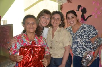 Foto - Bolsa Solidária arrecada mais de 140 bolsas para mulheres em situação vulnerável