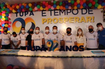 Foto - Bolo de 40 metros - aniversário de Tupã