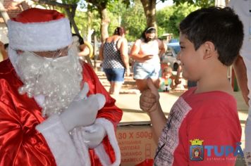 Foto - Festa de Natal das Crianças (Parnaso)