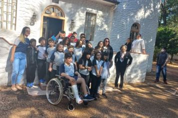 Foto - Solar Luiz de Souza Leão recebe alunos do Poliedro