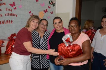 Foto - Bolsa Solidária arrecada mais de 140 bolsas para mulheres em situação vulnerável