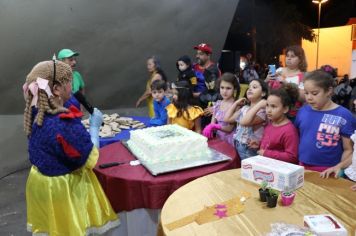 Foto - Aniversário da Boneca Serena - Quinta com Arte especial