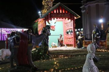 Foto - Natal de Luz - enfeites na Praça da Bandeira