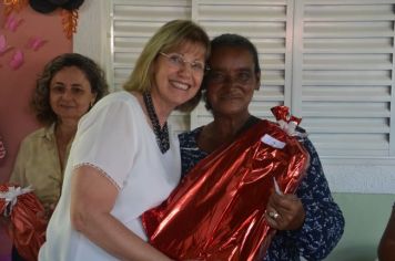 Foto - Bolsa Solidária arrecada mais de 140 bolsas para mulheres em situação vulnerável