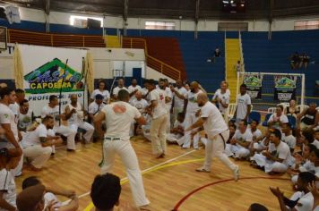 Foto - Festival de Capoeira e Troca de Graduação