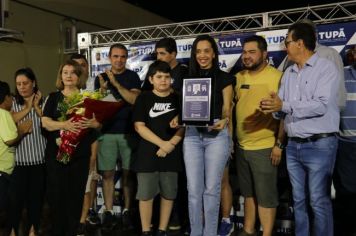 Foto - Pista de caminhada e ciclofaixa