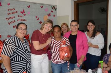 Foto - Bolsa Solidária arrecada mais de 140 bolsas para mulheres em situação vulnerável