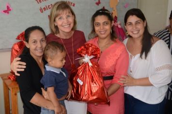 Foto - Bolsa Solidária arrecada mais de 140 bolsas para mulheres em situação vulnerável