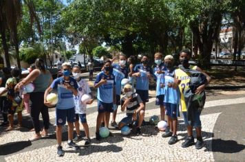 Foto - Bolo de 40 metros - aniversário de Tupã