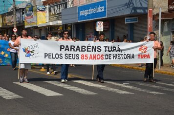 Foto - Tupã;* 85 anos;* desfile Avenida Tamoios - PARTE 1