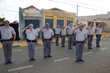 Foto - Homenagens a Revolução de 1932;* Praça 9 de Julho